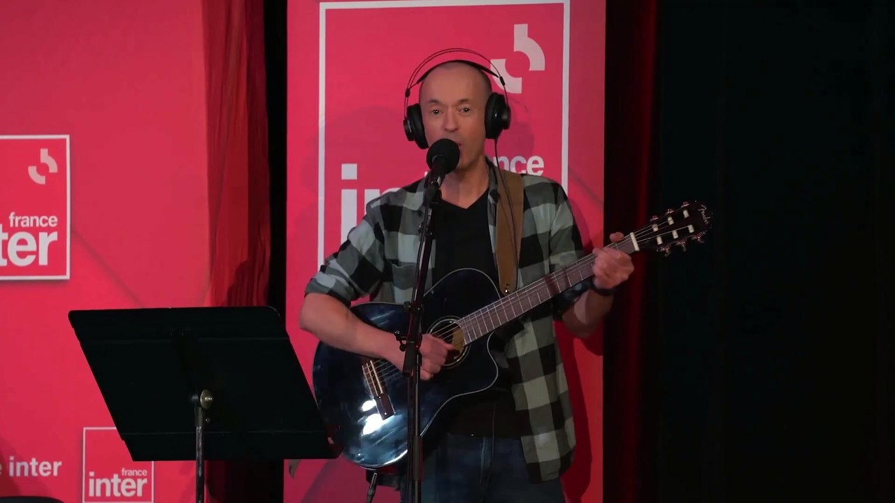 Premiers baisés - La chanson de Frédéric Fromet