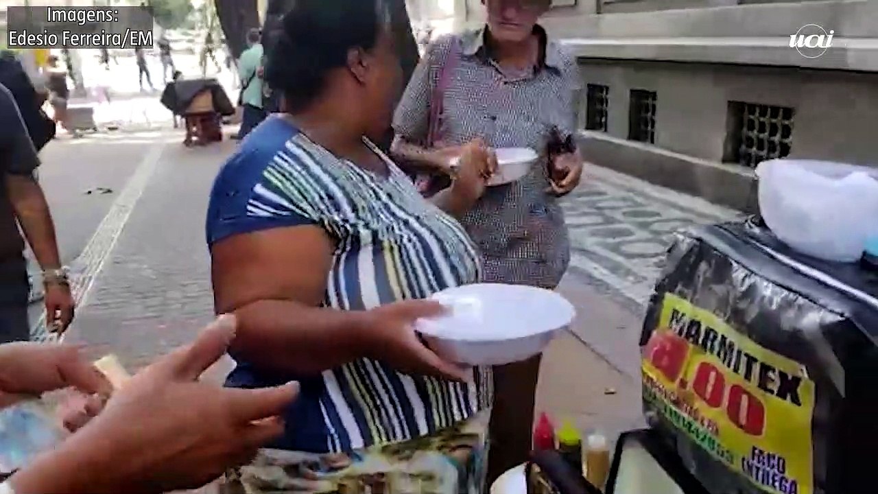 Ex-moradora de rua faz sucesso vendendo marmitas no Centro de BH