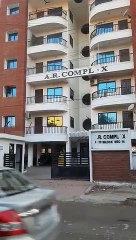 The girl died by jumping from the sixth floor of the apartment