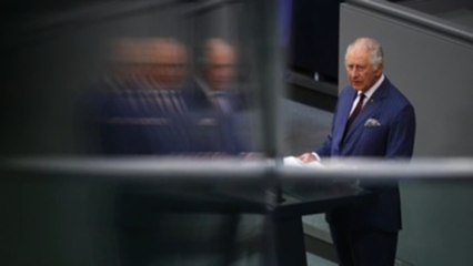 Carlos III lanza desde Berlín una señal de acercamiento al bloque comunitario