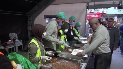 BAKAN YANIK, OSMANİYE'DE DEPREMZEDELERLE İFTAR YAPTI