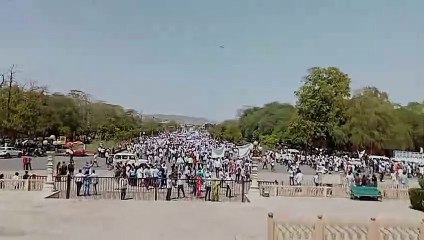 देखें वीडियों: डॉक्टरों की रैली