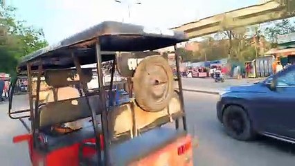 ई-रिक्शा: बॉडी खराब, ब्रेक बेकार...फिर भी दौड़ रहे