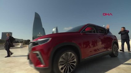 Bakan Varank, Cumhurbaşkanı Aliyev'e TOGG'u teslim etti