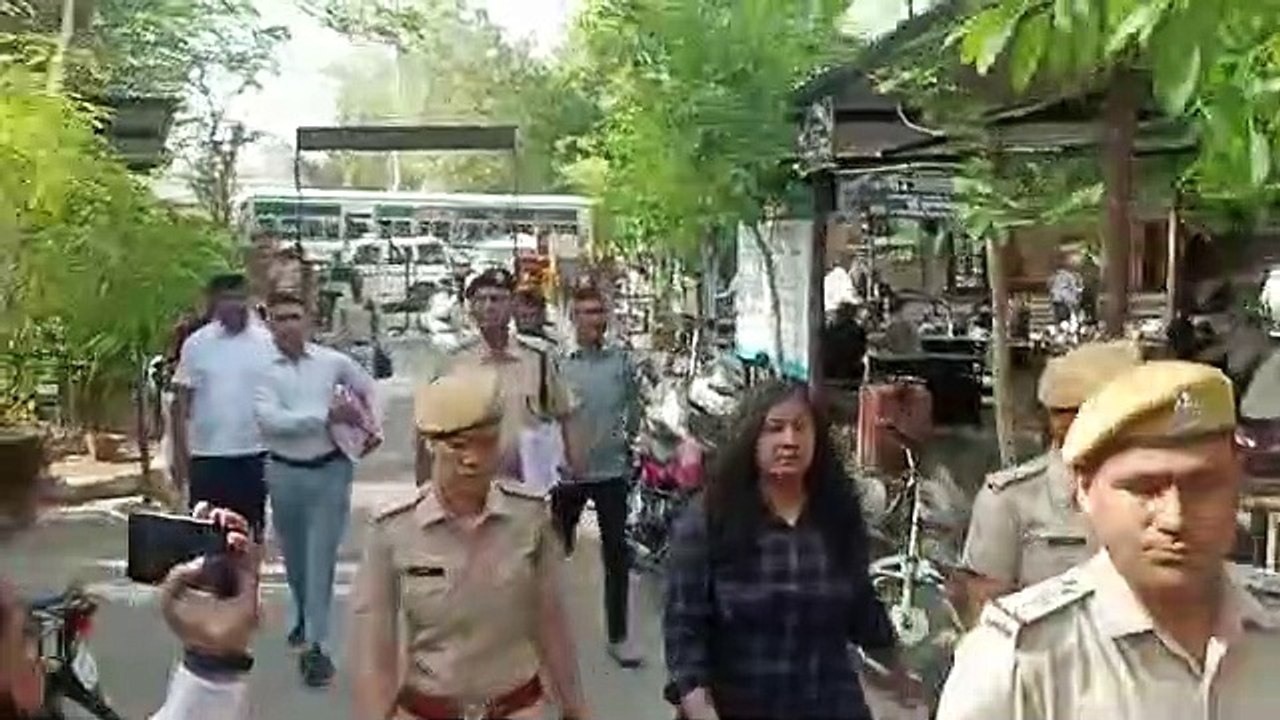 निलम्बित एएसपी दिव्या मित्तल को 18 अप्रेल तक जेल भेजा