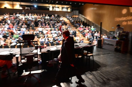 Federico Jiménez Losantos es aclamado en Málaga en el programa especial de 'Es la Mañana'
