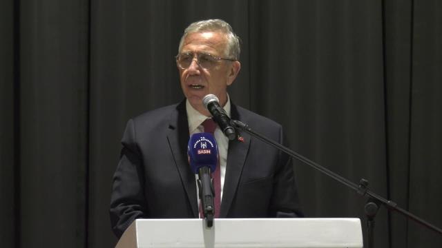 Mansur Yavaş, Deprem Dayanışmasına Katkı Sunan Gönüllü Gençlerle Bir Araya Geldi: Minnettarız, Sizlerle Övünüyoruz