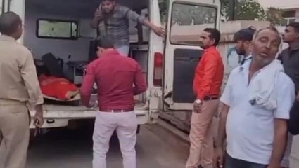 फिरोजाबाद: फांसी के फंदे पर लटका मिला महिला का शव, परिजनों में मचा कोहराम