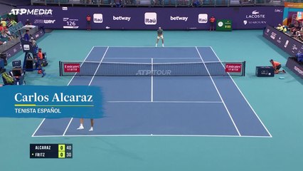 Alcaraz avanza a las semifinales de Miami tras vencer a Fritz 🎾