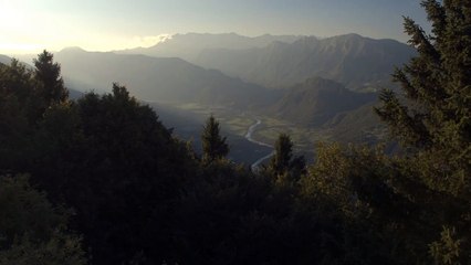 Misty Morning Wind on Mountains