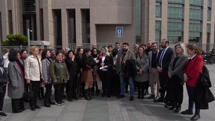 CHP İstanbul Teşkilatı Öneticileri, "Kafalarını Keseriz" Diyen Kişi Hakkında Suç Duyurusunda Bulundu