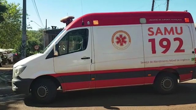 Mãe encontra filho caído no sofá e pede apoio do Samu