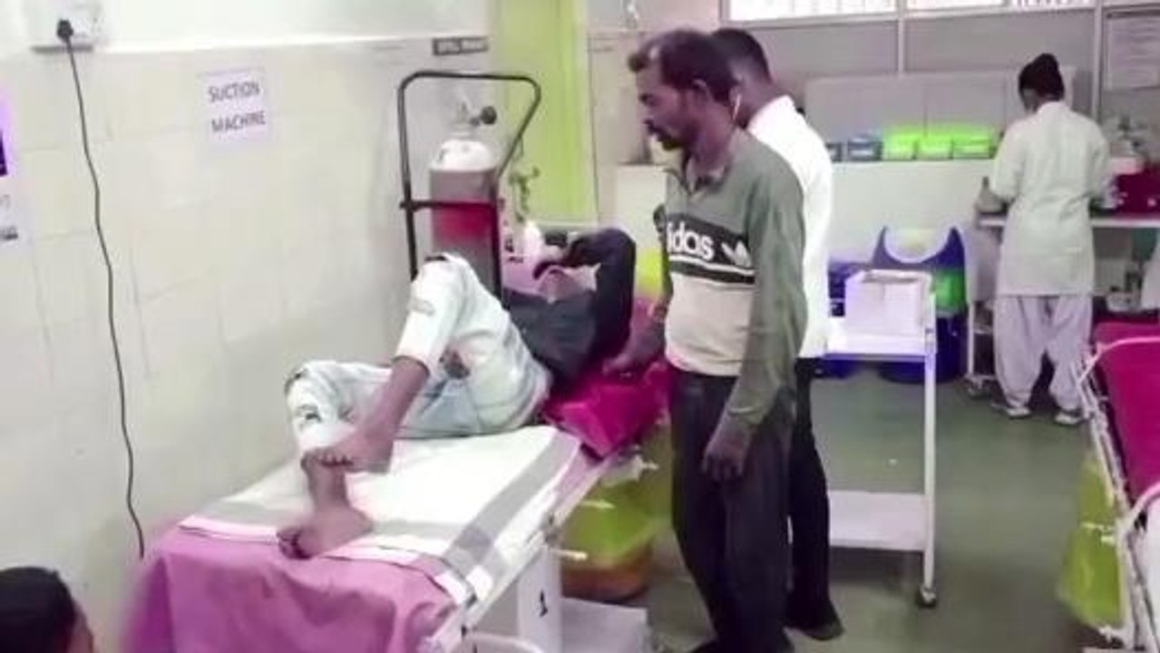 कटनी: सवारियों से भरा ई-रिक्शा पलटा 2घायल,अस्पताल में उपचार जारी