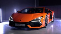 Lamborghini Revuelto, arriva la prima plug-in della casa del Toro