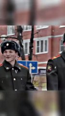 Soldiers salute old Soviet veteran