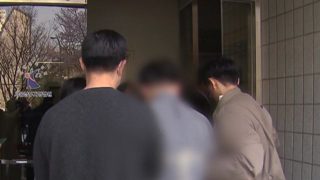 금은방 유리 깨고 금 150돈 훔친 일당 검거...주범 구속 / YTN