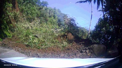 Landslide Caught on Dashcam in the Philippines