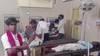 कुशीनगर: दो बाइकों की हुई आपस में भिड़ंत, मची चीख पुकार, और फिर