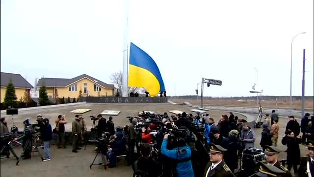 Zelenskiy visita Bucha en su primer aniversario tras la liberación de la ocupación rusa