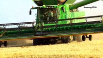 John Deere Mähdrescher S685i mit Raupe, 640D 12,34 m SW, biggest combine harvester - wheat harvest