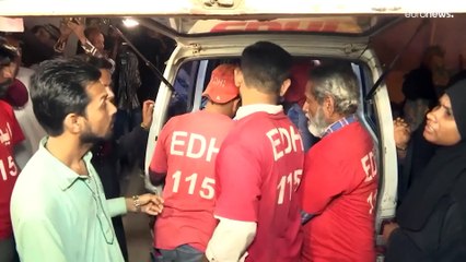 قتلى في تدافع خلال توزيع تبرّعات غذائية بمناسبة شهر رمضان في باكستان