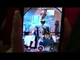 Muestra de arte de Galeria Efímera Lleida en una iglesia de Farrera