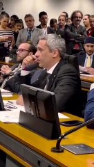 Deputada do PT se esqueceu que o amor venceu e tava com muito ódio no coração durante a Comissão de Comunicação