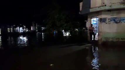 Se reportan intensas lluvias que inundan las viviendas.