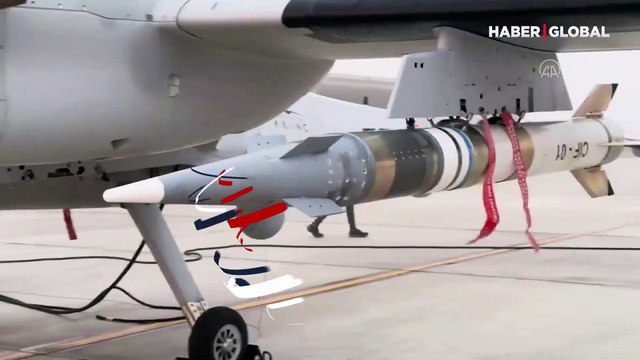 Bayraktar AKINCI'dan İHA-230 füzesi ile 140 kilometreden tam isabet