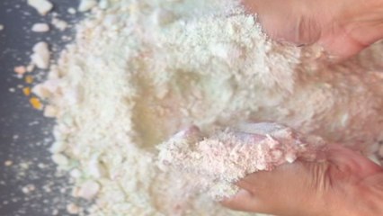 ASMR artist soothes the viewers with satisfying crush of gym chalk