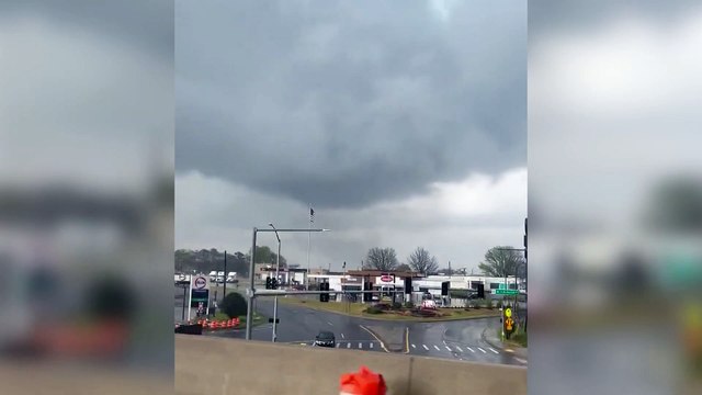 Al menos cuatro muertos por una nueva ola de tornados en el Medio Oeste estadounidense