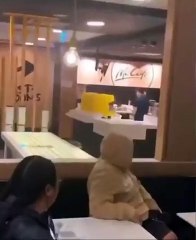 This kid just got yeeted out of McDonalds