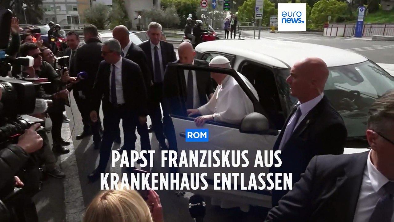 'Ich lebe noch': Papst Franziskus aus Krankenhaus entlassen