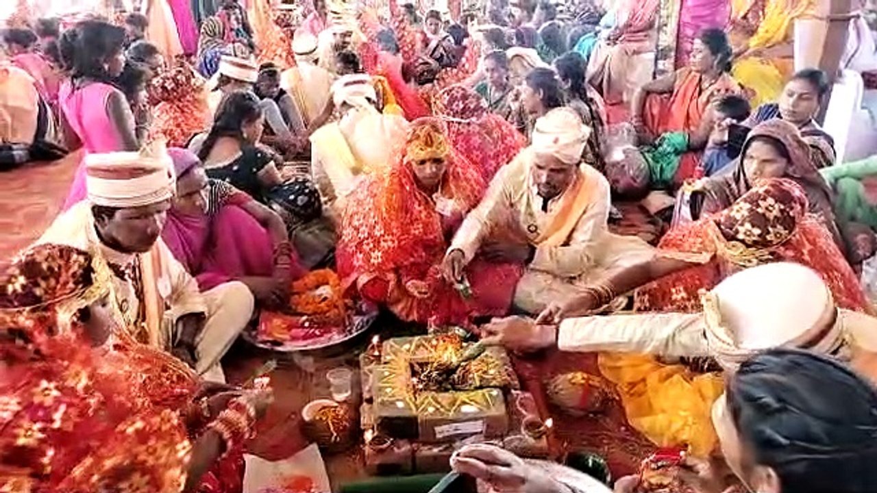 कोरबा और कटघोरा के सामूहिक विवाह में 125 जोड़े...