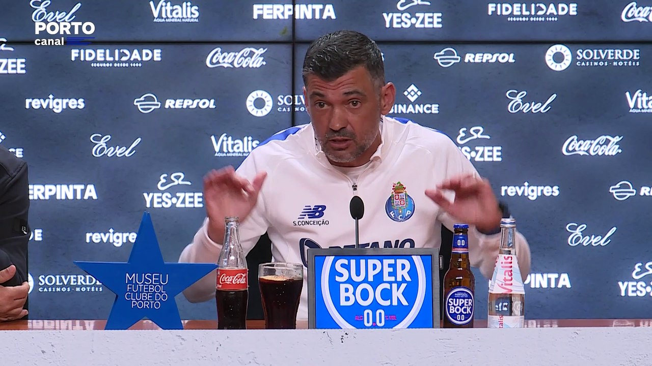FC Porto: "Sendo o FC Porto o maior clube em Portugal, é normal que se fale", diz Sérgio Conceição