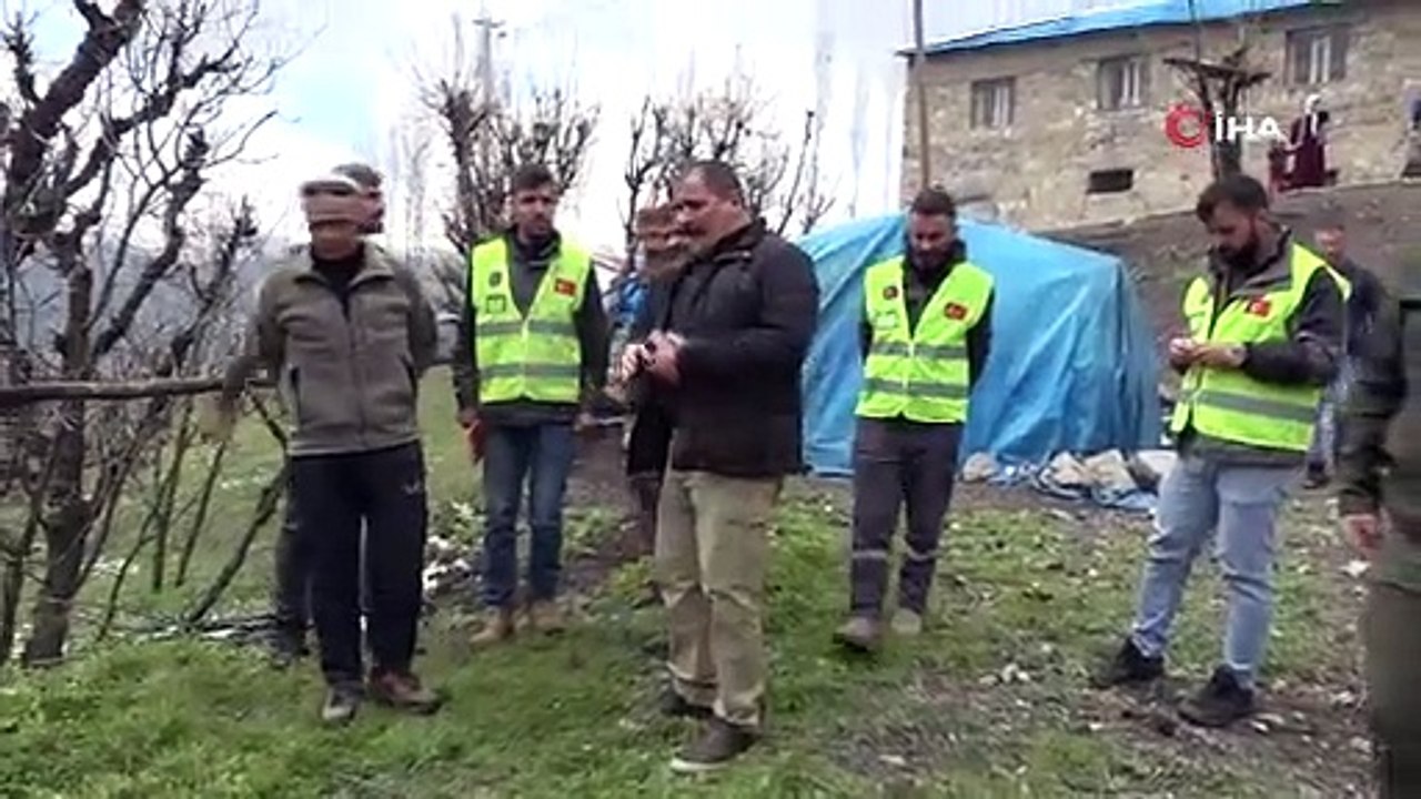 Kurt sürüsü 13 keçiyi telef etti