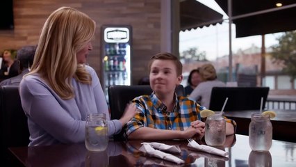 Nuit de terreur pour la baby-sitter Bande-annonce (EN)