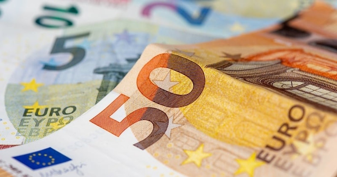 Oise : il stockait 400 0000 euros non déclarés chez lui, la justice les lui confisque et il est condamné