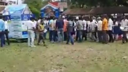 কুমারগ্রাম: ক্লাস চলাকালীন শোভাযাত্রা নিয়ে ঢুকে পড়লেন বিডিও..নিন্দার ঝড়