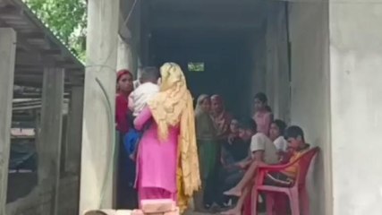 লজ্জা! প্রেমিকার জন্য পরিবারের মুখে চুনকালি মাখলো প্রেমিক; হতবাক