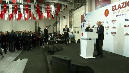 Erdoğan'dan Elazığlı Depremzedelere: "Şu Seçim Gündemini Suhuletle Atlattıktan Sonra, Deprem Bölgesindeki Çalışmalara Daha Fazla Yükleneceğiz"