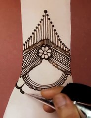 back hand mehndi design #simple mehndi design#easy #back #mehndi #arabic