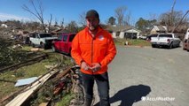 Volunteers helping Arkansas storm survivors