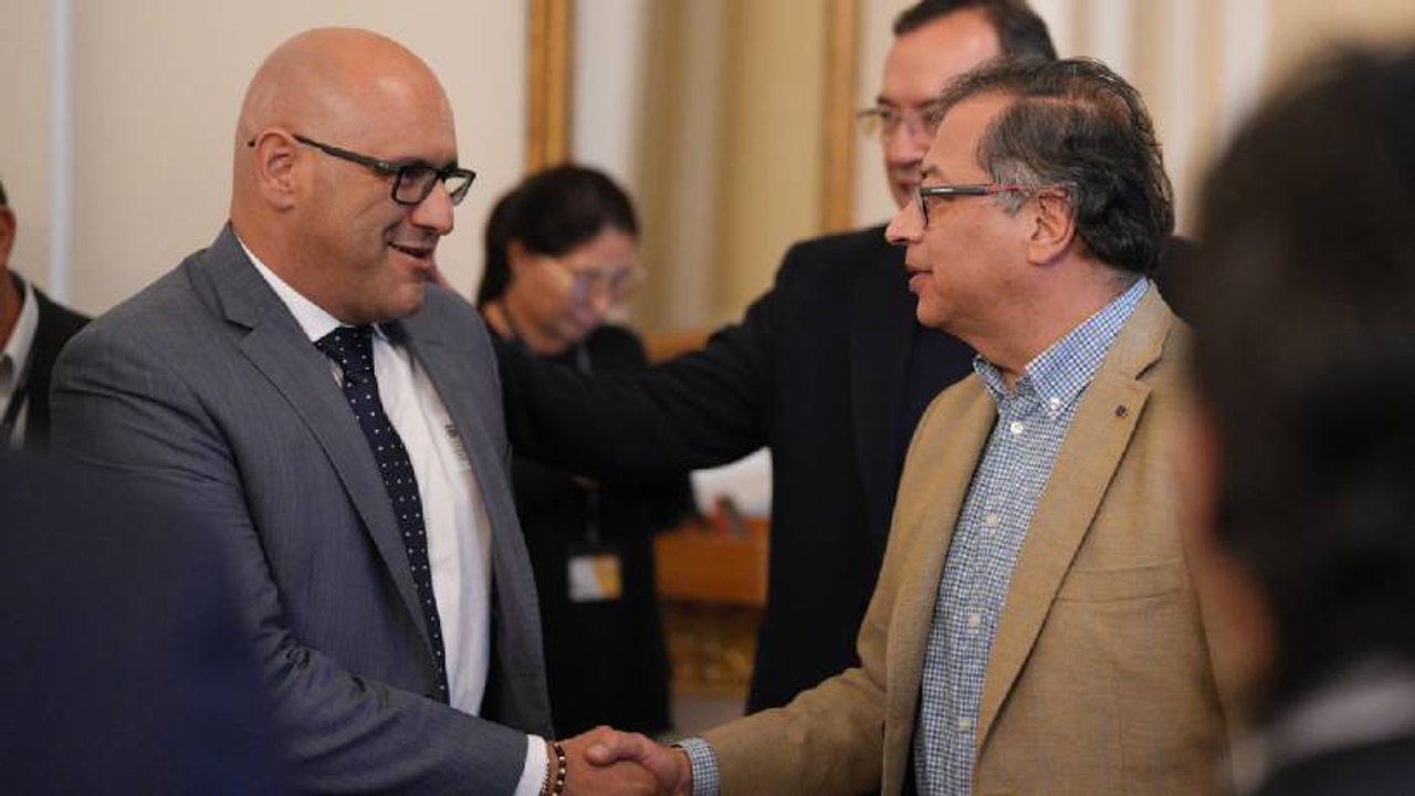 Reforma a la salud: el malestar entre cabezas de partidos de La U y conservadores