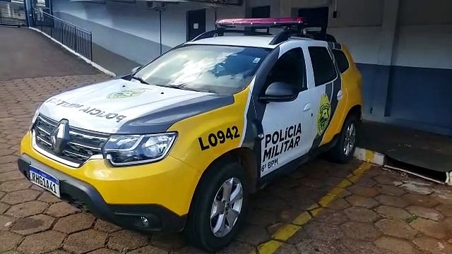 Homem é detido após furto de peças de carne em supermercado