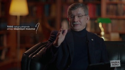 Davutoğlu'ndan 'TOGG' paylaşımı: Bir asgari ücretli en uygun modelini almak istese yemeden içmeden yaklaşık 9,5 yıl para biriktirmesi gerekiyor