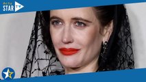 Eva Green ensorcelante en petite tenue noire et cape brodée face aux Mousquetaires