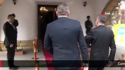 Cumhurbaşkanı Yardımcısı Oktay: "Rumların ne kadar hazımsız olduğunu, çözüm istemediklerini bir kolejdeki konuşmaya bile tahammül edemediklerinden...