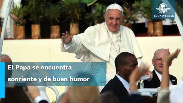 Papa Francisco es dado de alta, tras ingresar por una bronquitis. Aún estoy vivo bromea