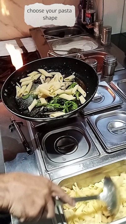 pasta recipe| pasta banane ka tarika| white alfredo pasta| white sauce pasta| creamy & cheesy white sauce pasta| creamy white sauce pasta easy steps| pasta banane ka tarika| pasta receipe restaurant style